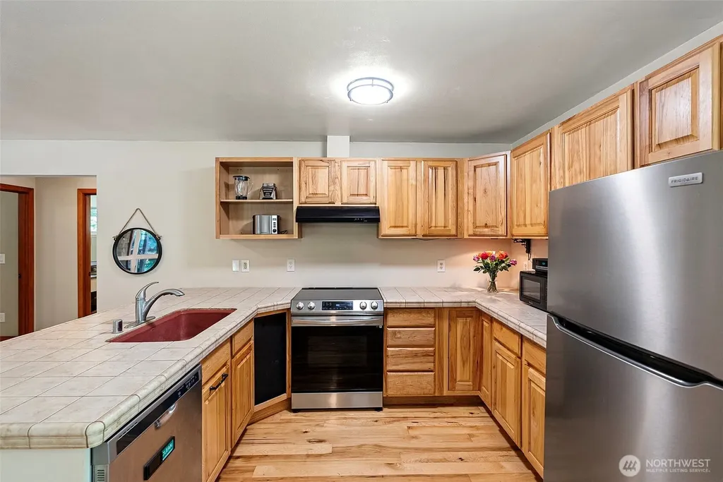 30978 Old Hansville Road NE Kingston WA 98346