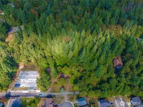 25010 SE 17th Street Sammamish WA 98075