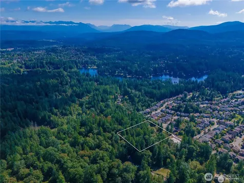 25010 SE 17th Street Sammamish WA 98075