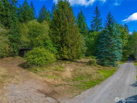 25010 SE 17th Street Sammamish WA 98075