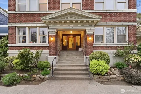 317 18th Avenue E Seattle WA 98112