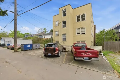 317 18th Avenue E Seattle WA 98112