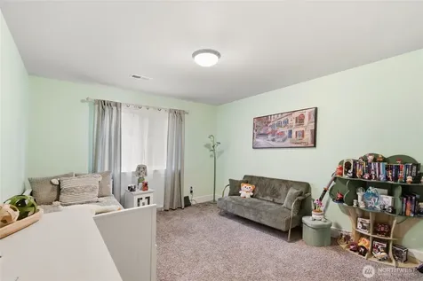 26029 242nd Place SE Maple Valley WA 98038