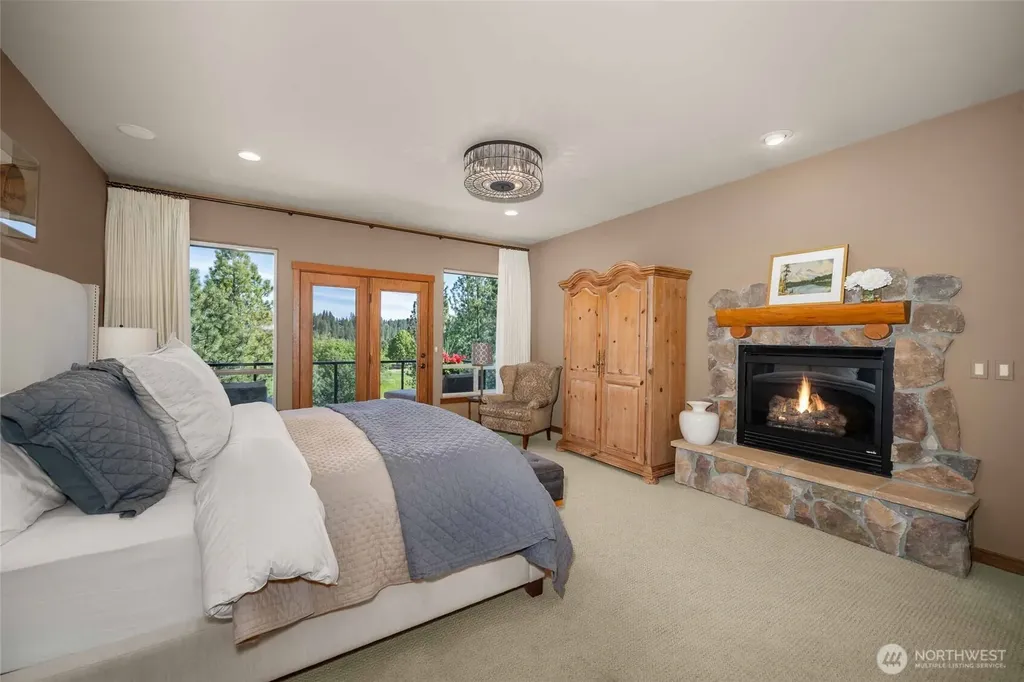 2415 Hangman Creek Lane Spokane WA 99224