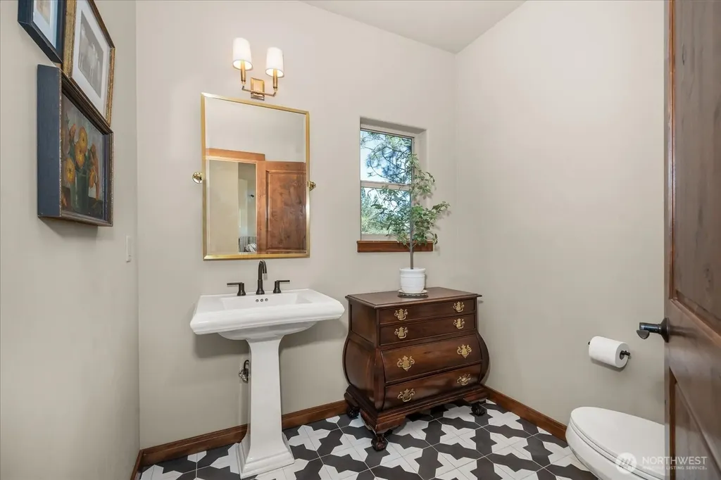 2415 Hangman Creek Lane Spokane WA 99224