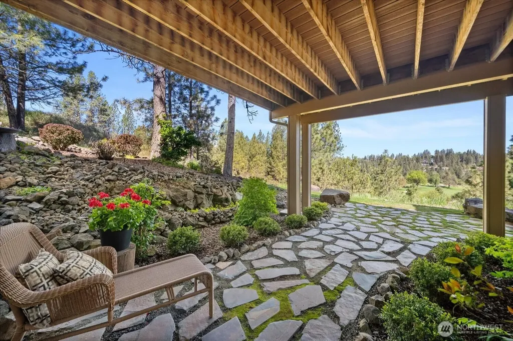 2415 Hangman Creek Lane Spokane WA 99224