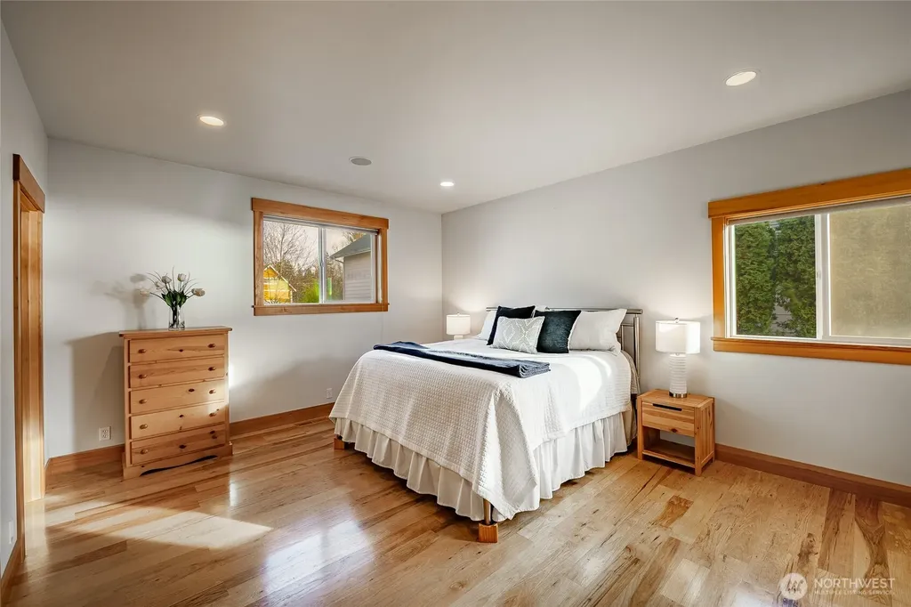 2176 Montfort Avenue Blaine WA 98230