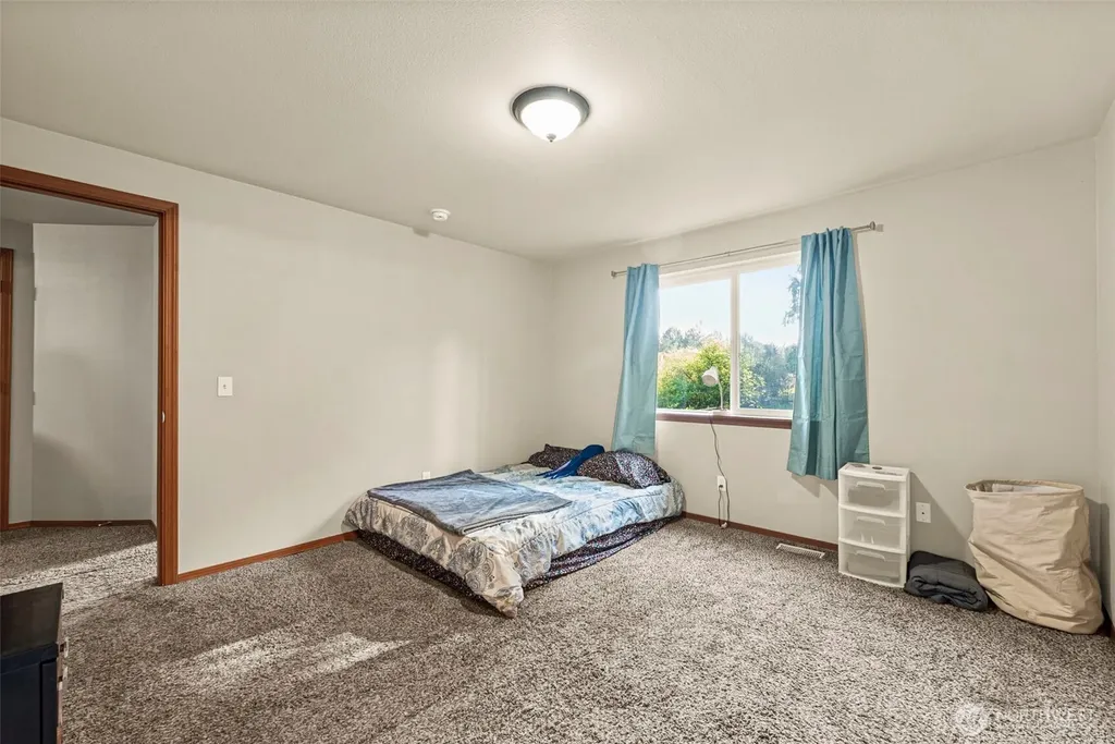 8409 356th St S Roy WA 98558