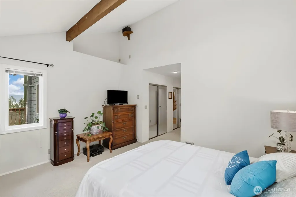 60 Cedar Place Brinnon WA 98320