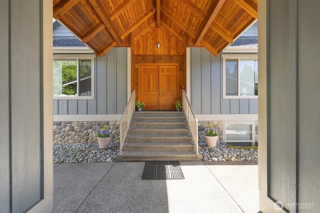 9474 Freedom Place Blaine WA 98230