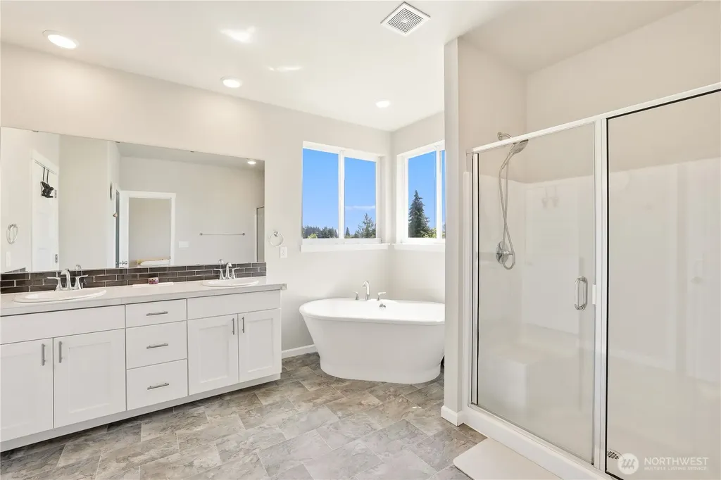 29356 58th Court S Auburn WA 98001