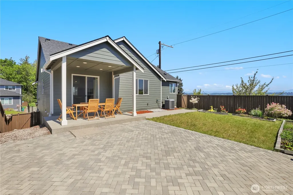 29356 58th Court S Auburn WA 98001