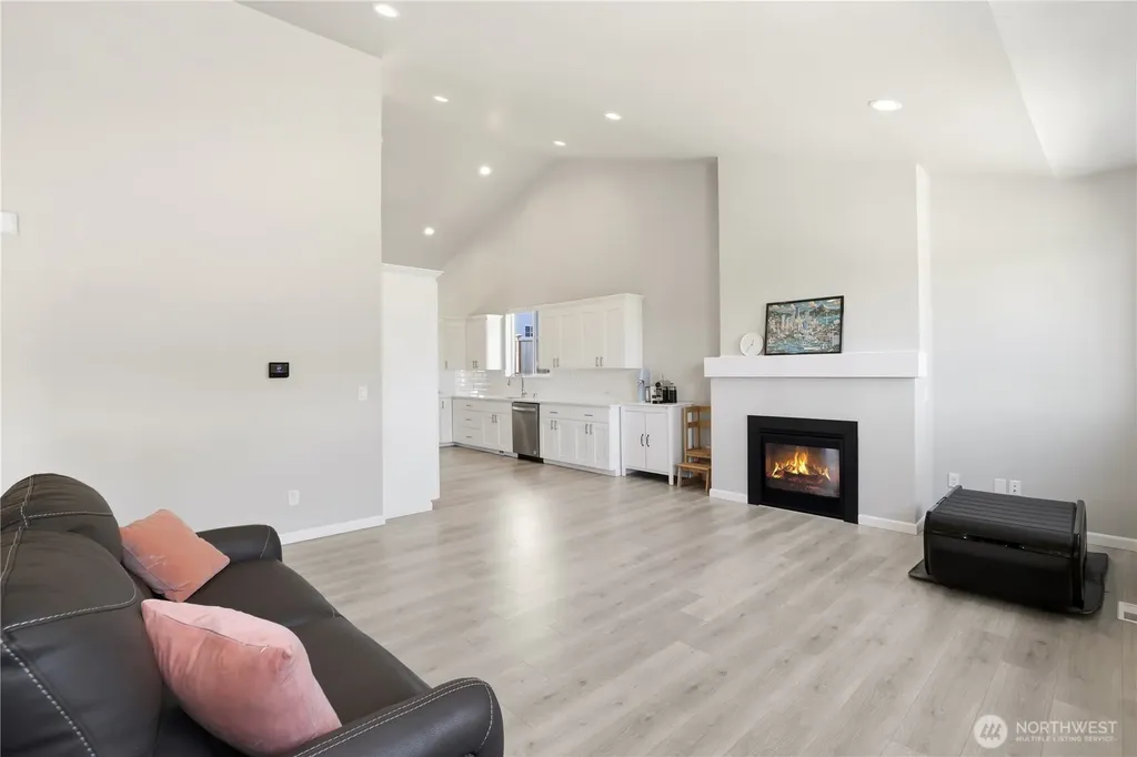 29356 58th Court S Auburn WA 98001