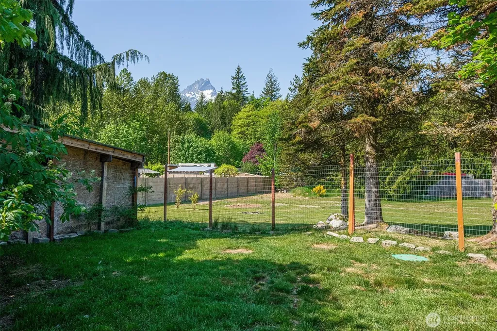 459 Commercial Avenue Darrington WA 98241