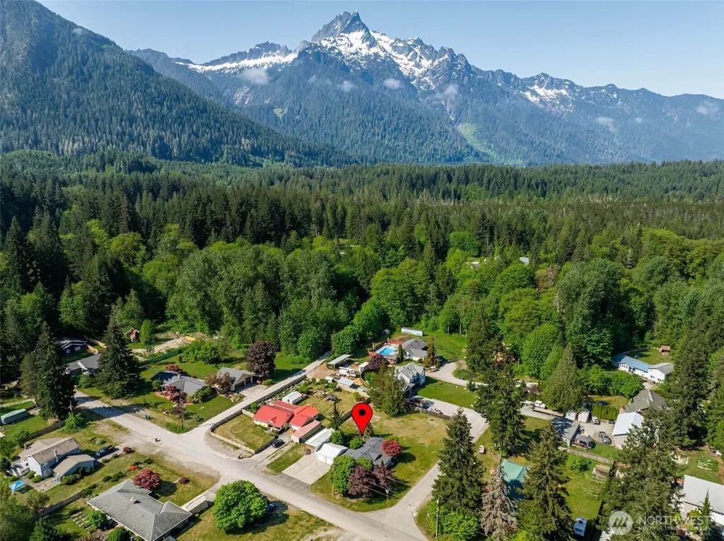 459 Commercial Avenue Darrington WA 98241