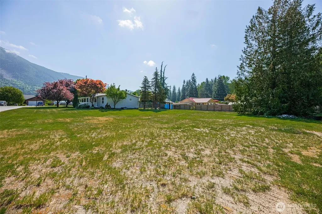 459 Commercial Avenue Darrington WA 98241
