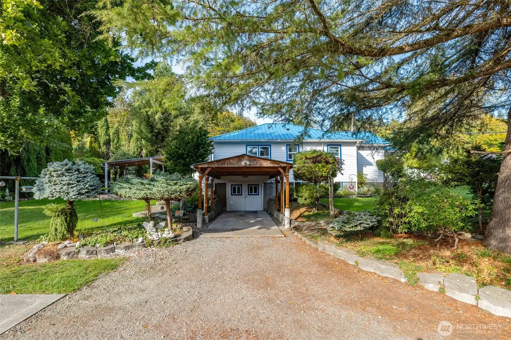 7362 N Superior Avenue Concrete WA 98237