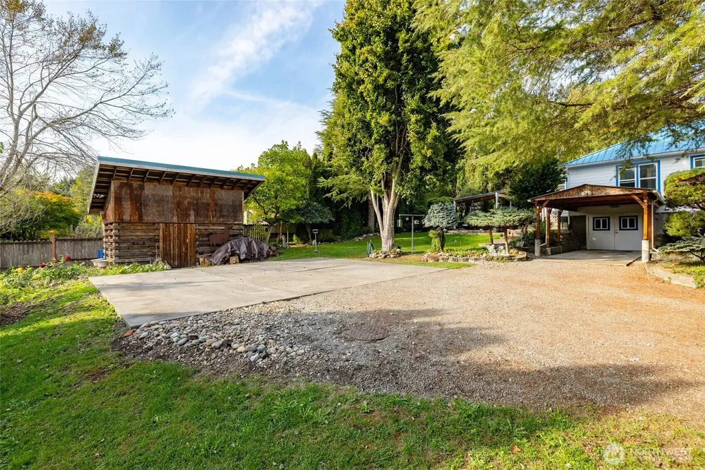 7362 N Superior Avenue Concrete WA 98237