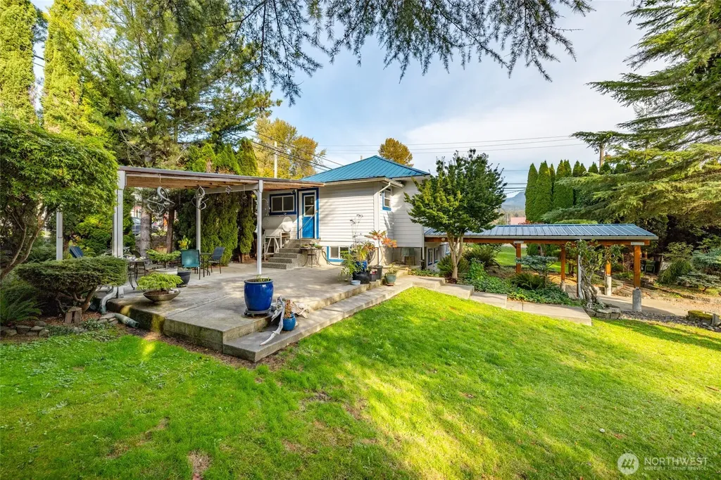 7362 N Superior Avenue Concrete WA 98237