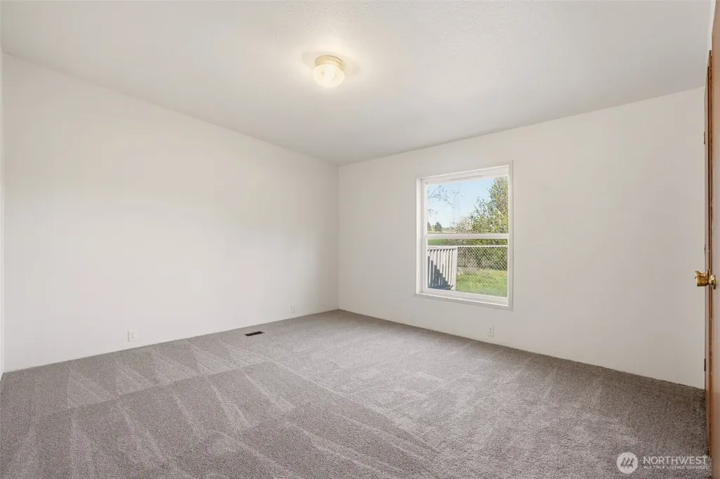 8325 N Lindgren Road Spokane WA 99217