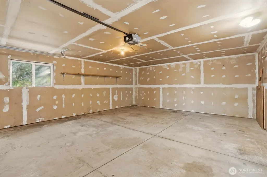 8325 N Lindgren Road Spokane WA 99217