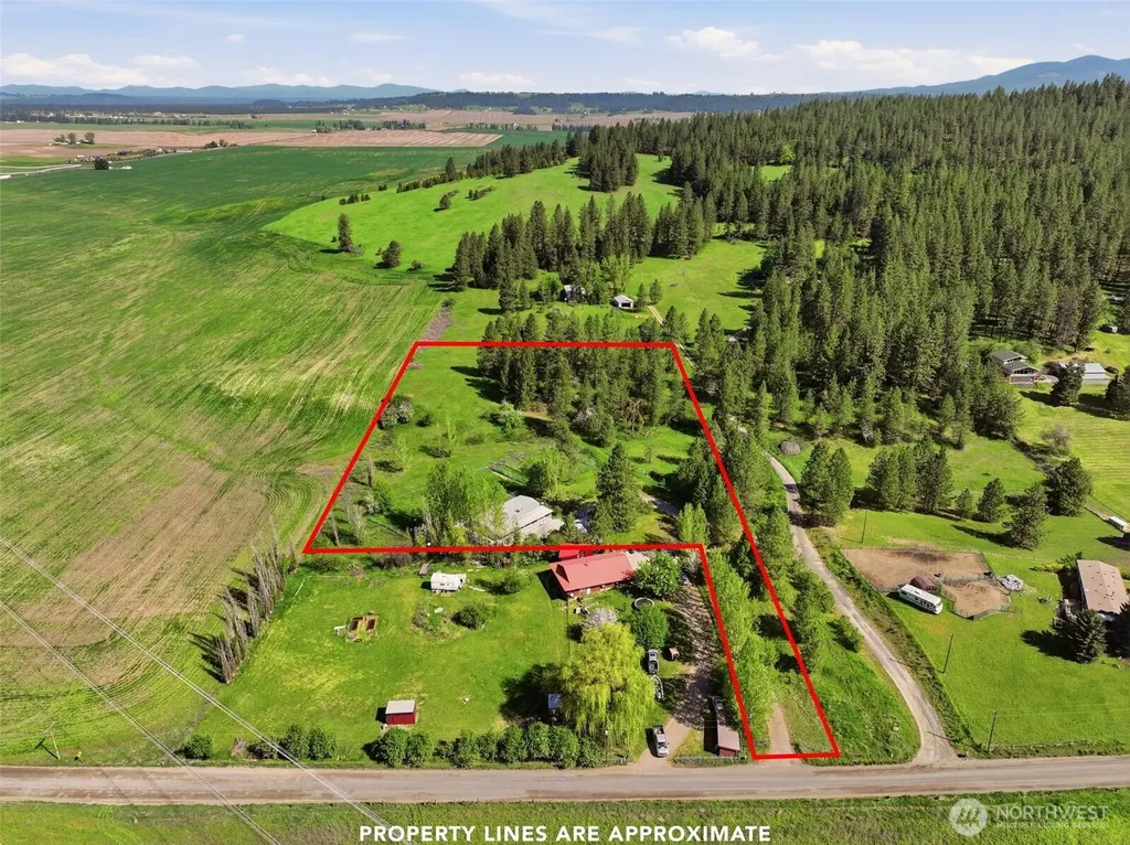 8325 N Lindgren Road Spokane WA 99217