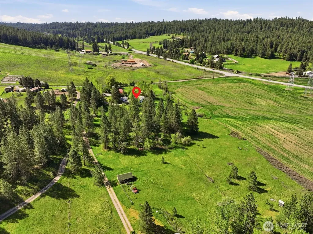 8325 N Lindgren Road Spokane WA 99217