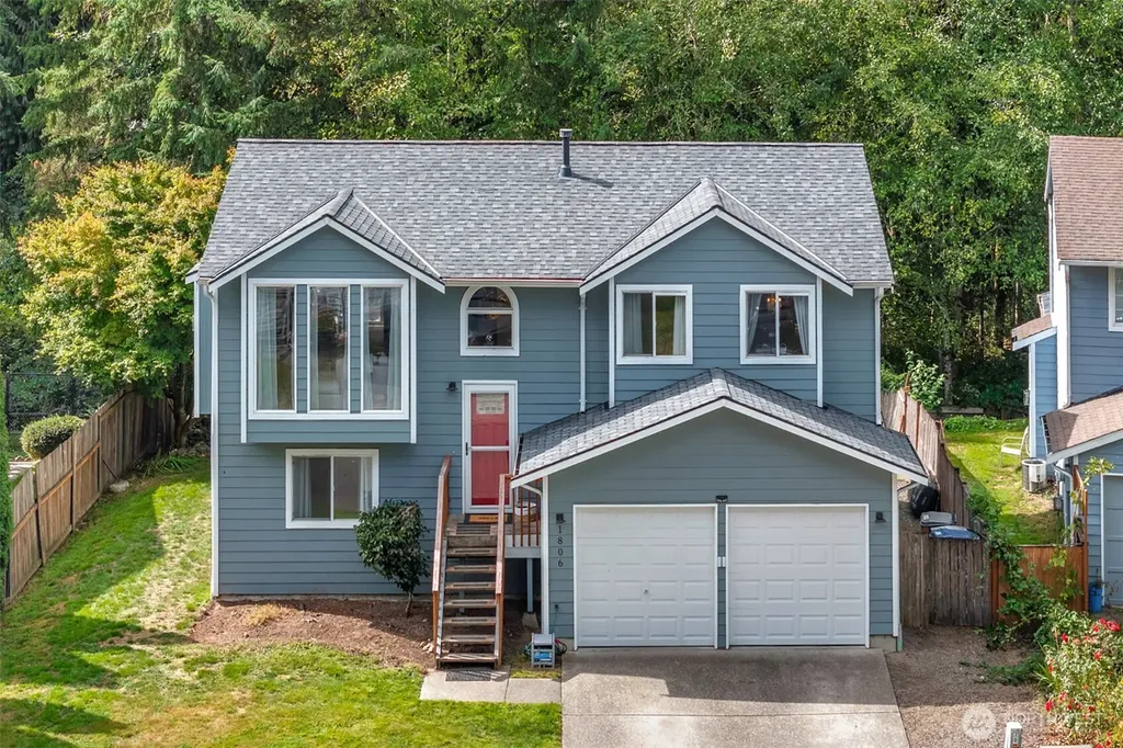 1806 131st Drive NE Lake Stevens WA 98258