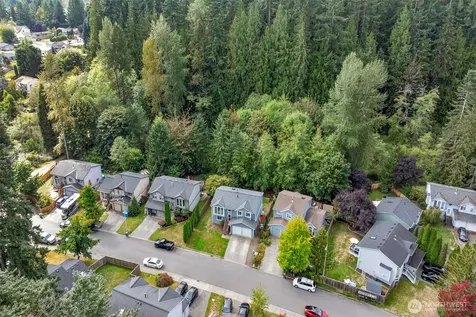 1806 131st Drive NE Lake Stevens WA 98258