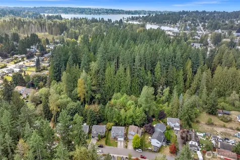 1806 131st Drive NE Lake Stevens WA 98258