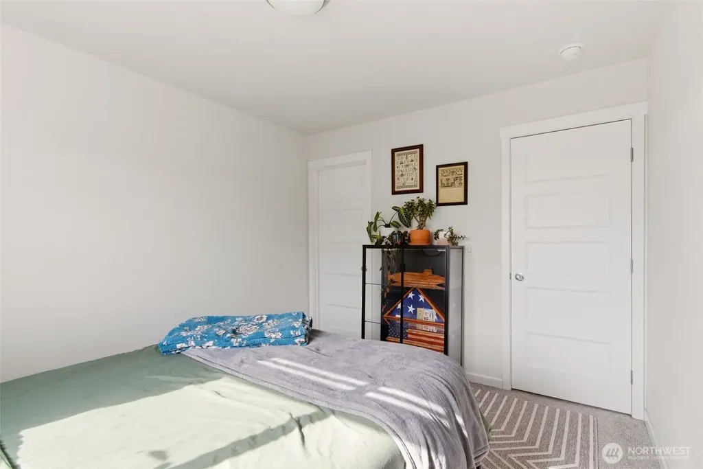 14373 100th Ave SE Yelm WA 98597