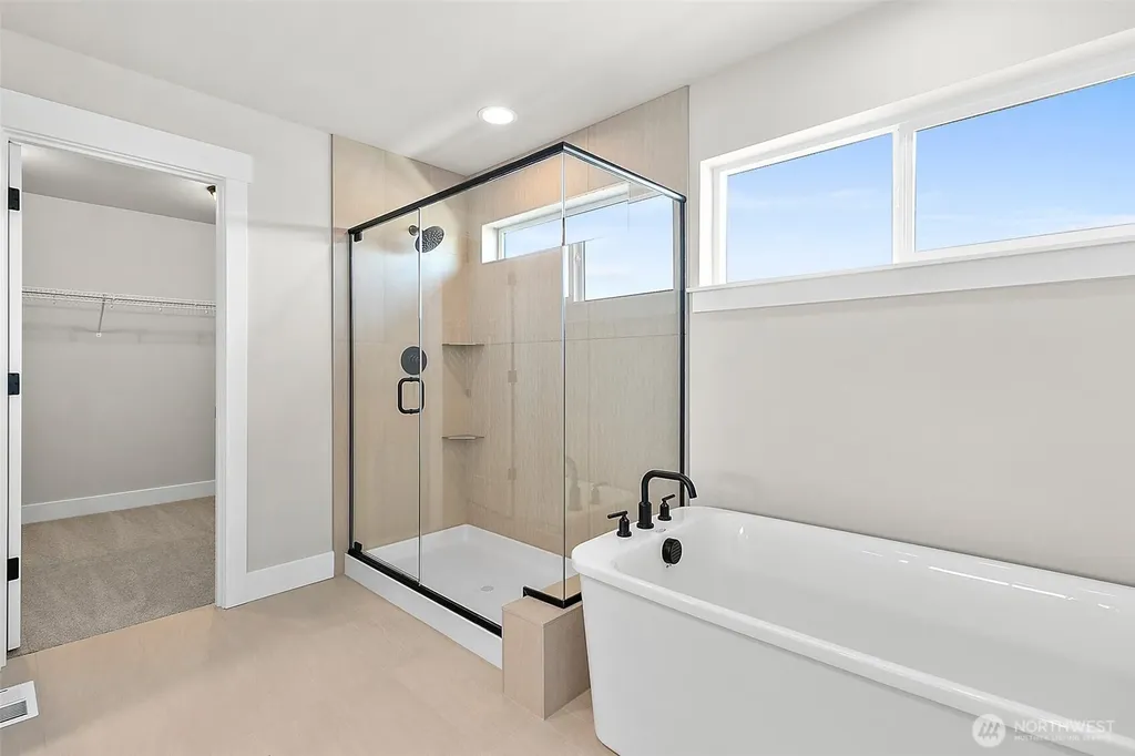 15530 2nd Place W Lynnwood WA 98087