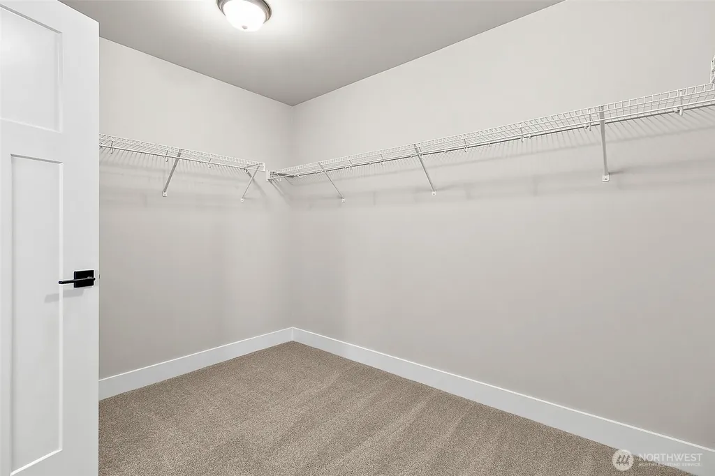 15530 2nd Place W Lynnwood WA 98087