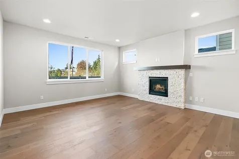 15530 2nd Place W Lynnwood WA 98087