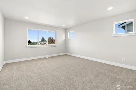 15530 2nd Place W Lynnwood WA 98087