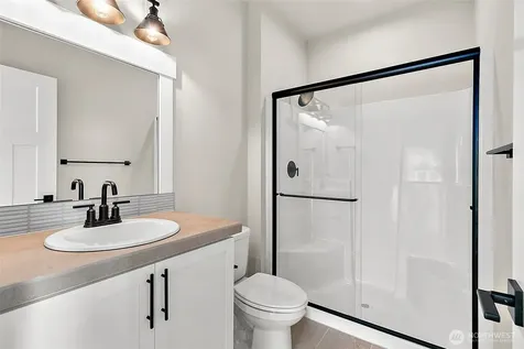 15530 2nd Place W Lynnwood WA 98087