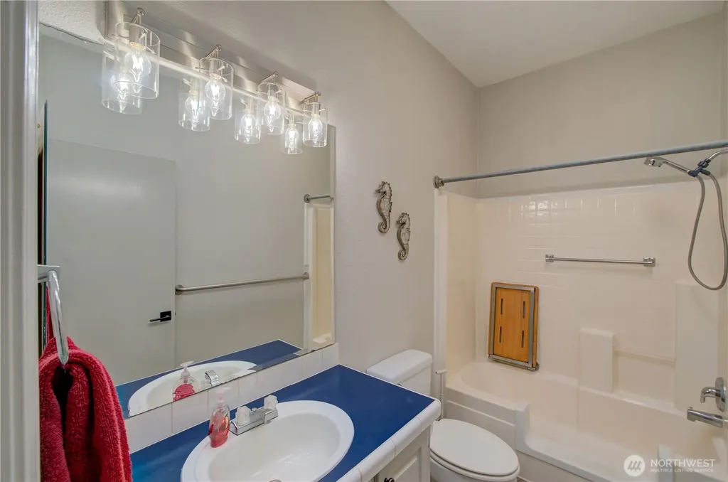 10419 Sandridge Road Long Beach WA 98631