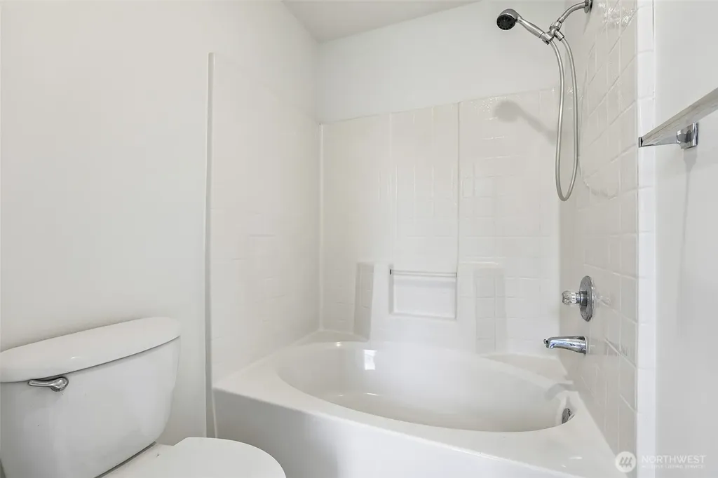 2009 196th Street SE Bothell WA 98012
