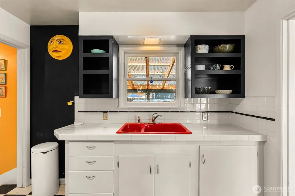 229 W Allen Avenue Chelan WA 98816