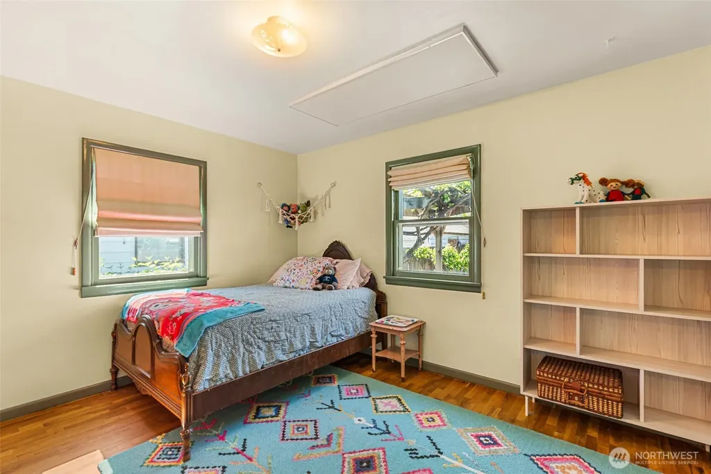 229 W Allen Avenue Chelan WA 98816