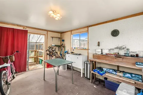 229 W Allen Avenue Chelan WA 98816