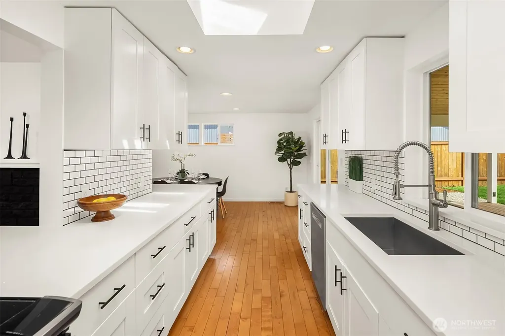 24109 107th Place W Edmonds WA 98020