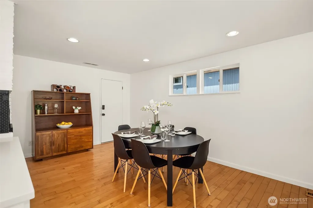 24109 107th Place W Edmonds WA 98020
