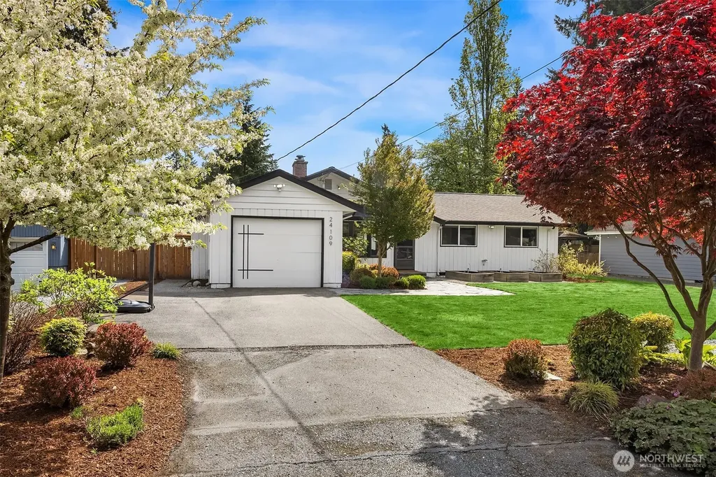24109 107th Place W Edmonds WA 98020