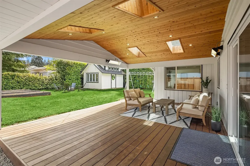 24109 107th Place W Edmonds WA 98020