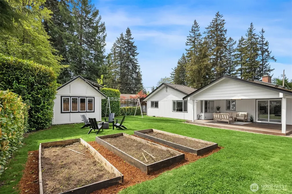 24109 107th Place W Edmonds WA 98020
