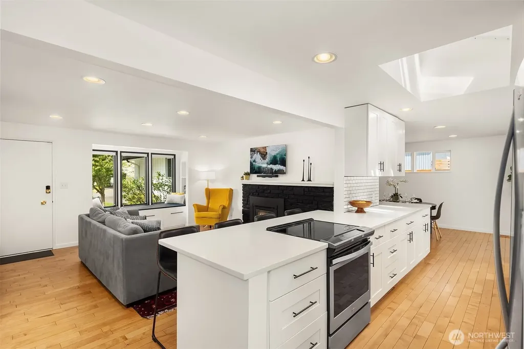 24109 107th Place W Edmonds WA 98020
