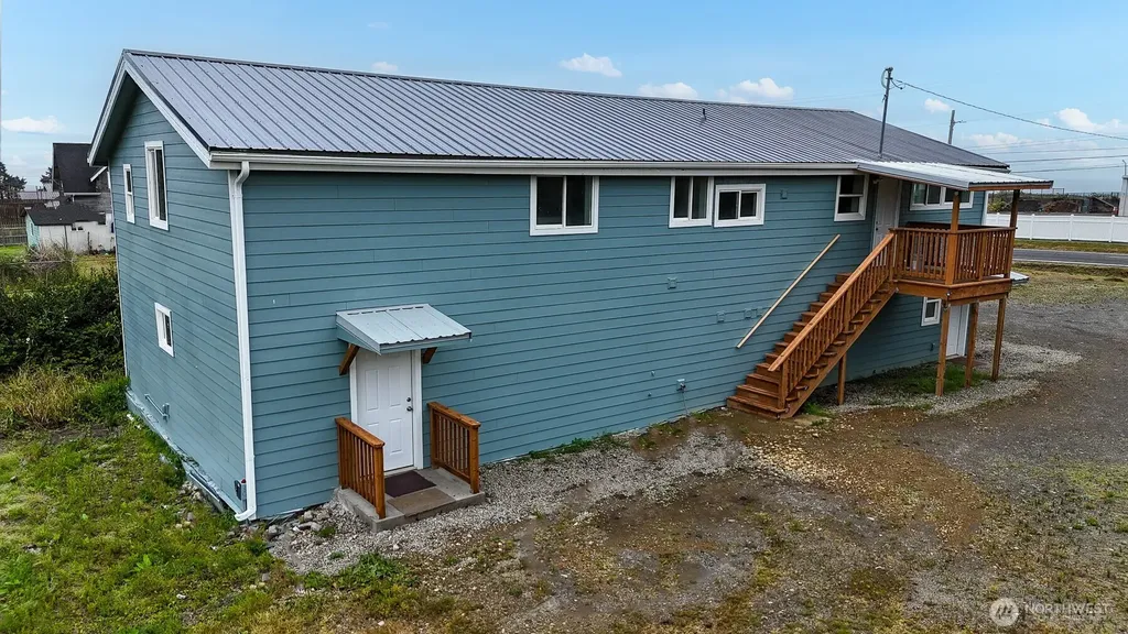 42 N First Street Pacific Beach WA 98571