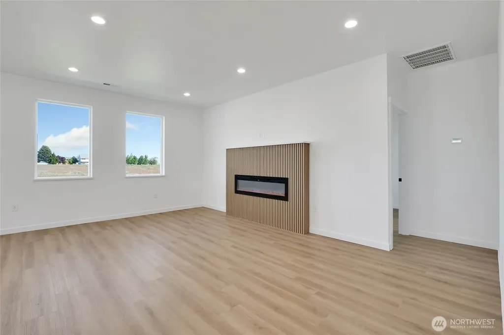 11 Parkside Loop SE Ephrata WA 98823