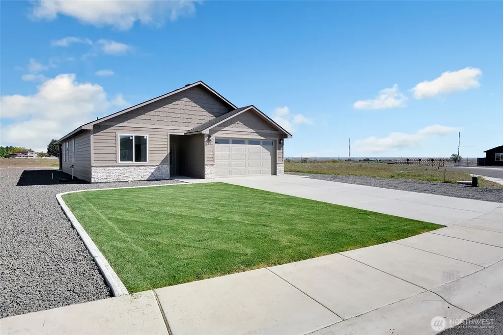 11 Parkside Loop SE Ephrata WA 98823